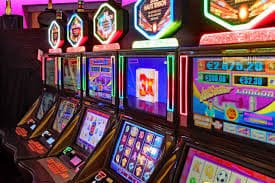 b8my me မြန်မာ ကစားသမားများ Sportsbook Live Casino ကစားနေသောပုံ